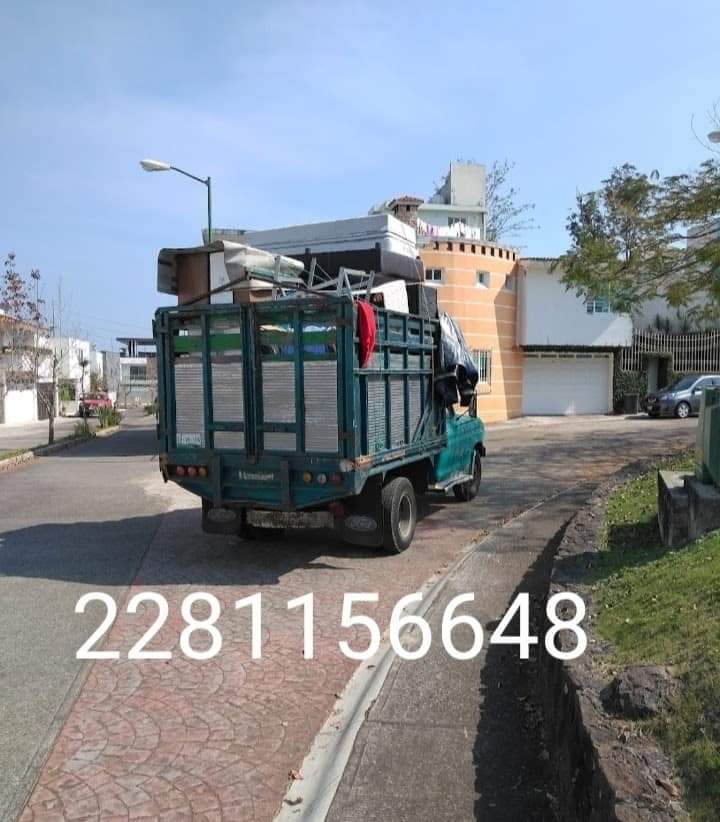 Camioneta de carga verde